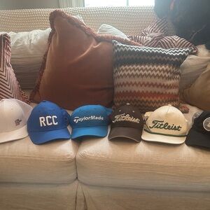 Mens golf baseball cap bundle.